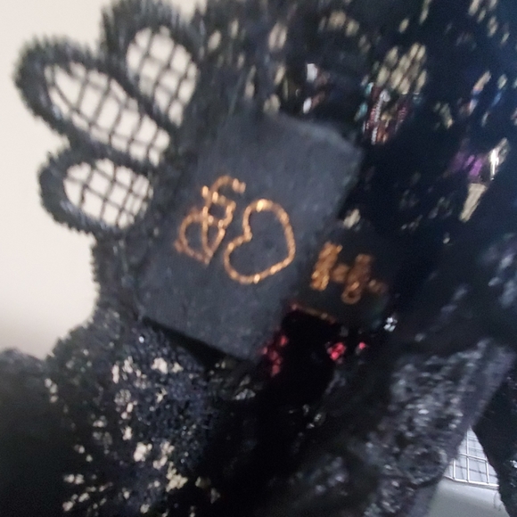 Dress - Picture 4 of 4